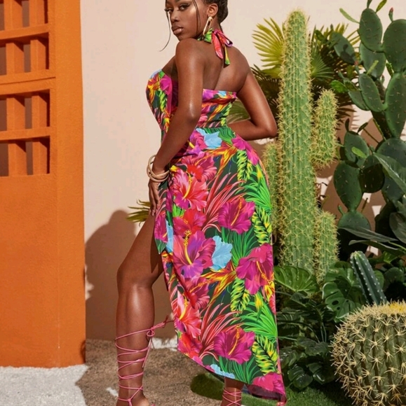 Tropical Print Knot High Split Halter Dress - Picture 4 of 8